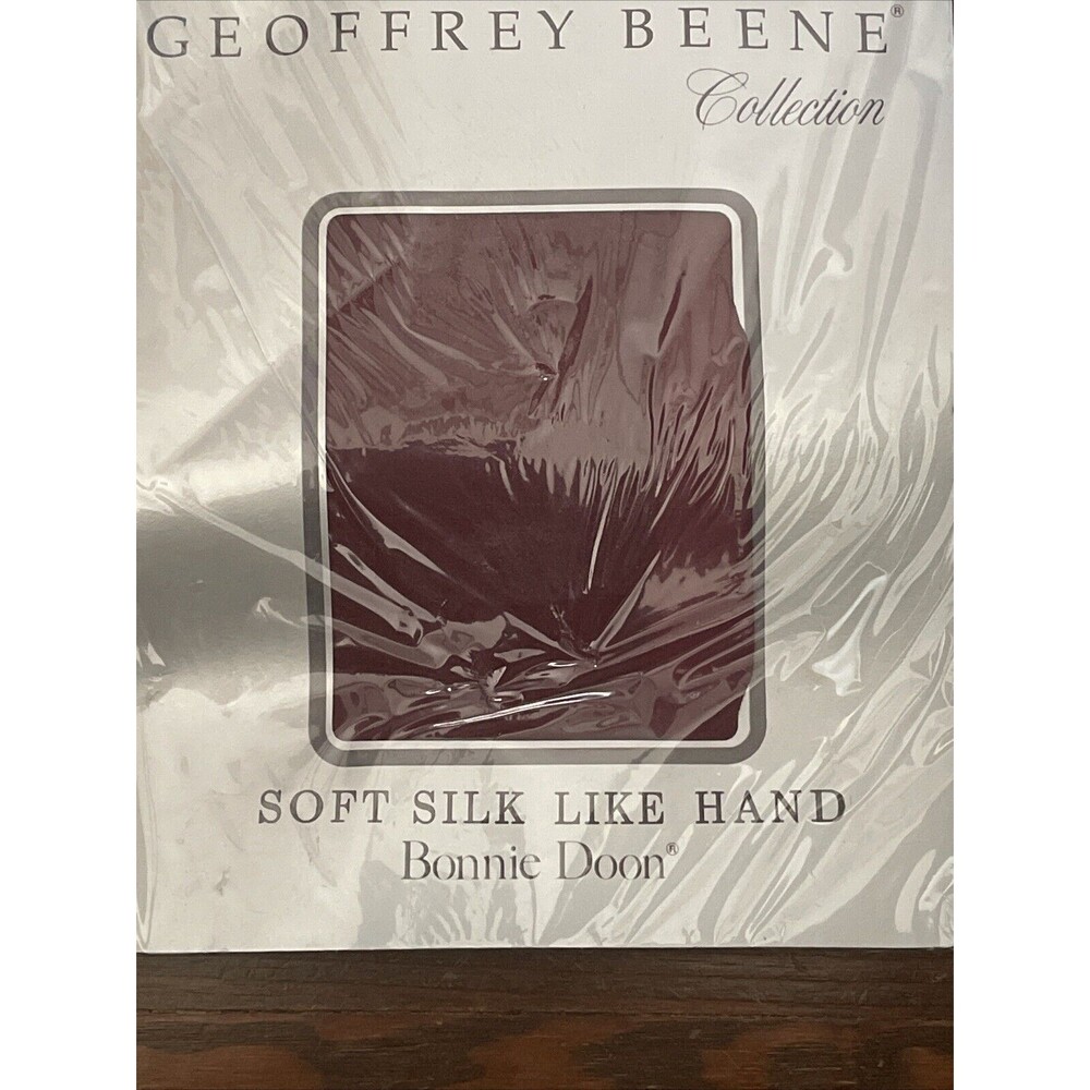 Vintage Geoffrey Beene Brandy Wine Medium Pantyhose NWT Sheer Executive Nylon - Picture 5 of 8